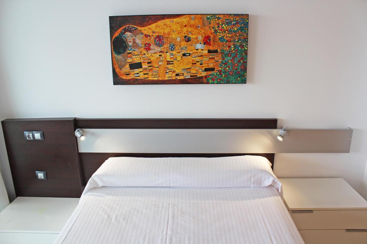 Highrise Apartment With Stunning Views From Private Balcony 85 Benidorm Bagian luar foto