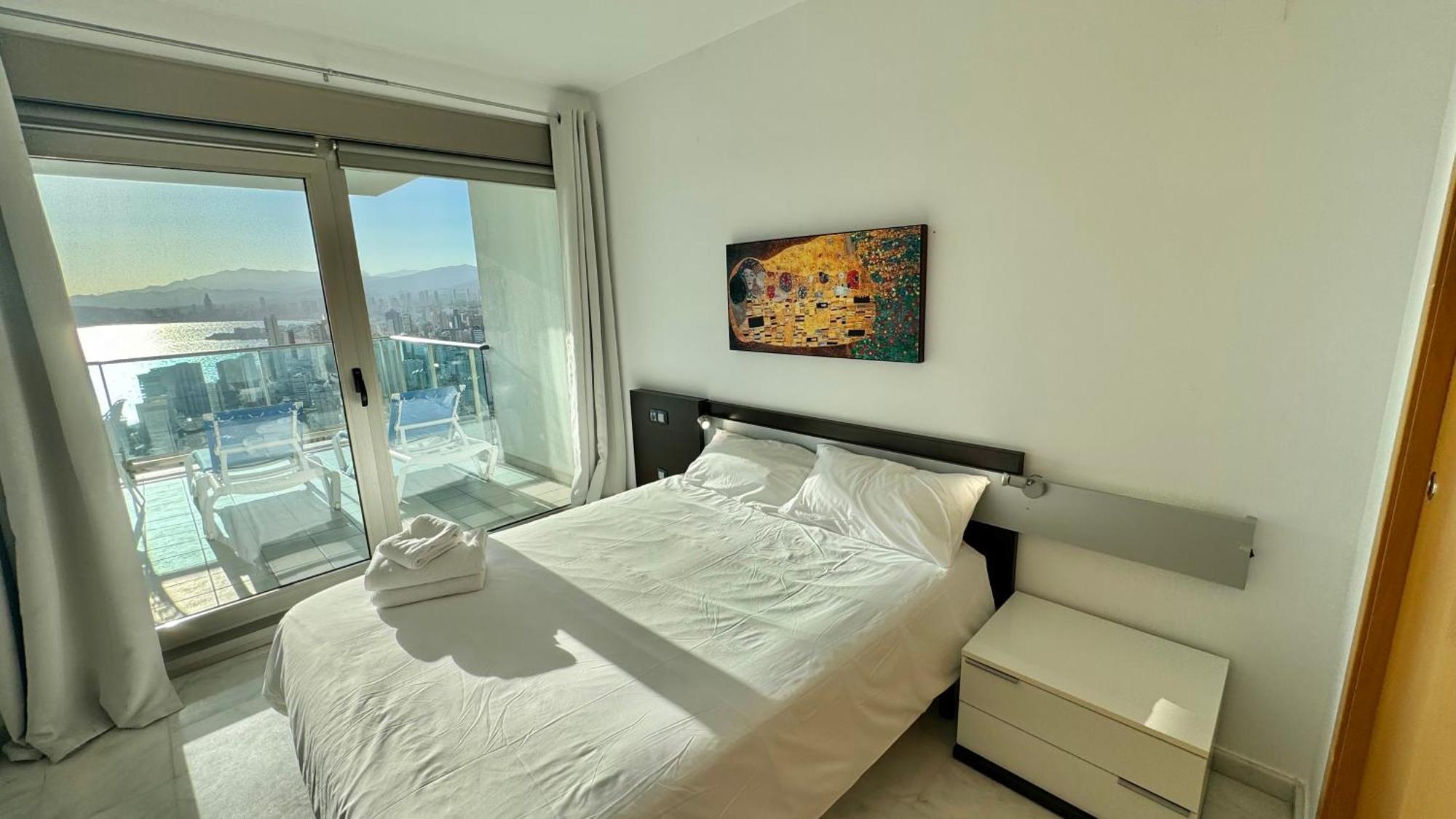 Highrise Apartment With Stunning Views From Private Balcony 85 Benidorm Bagian luar foto