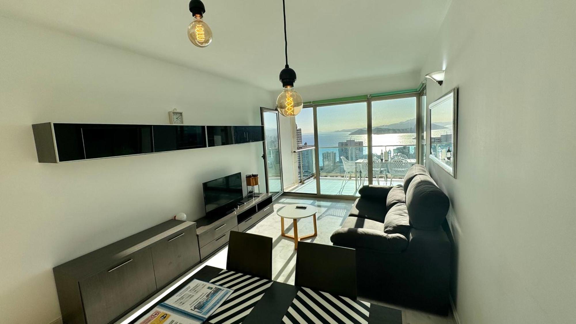 Highrise Apartment With Stunning Views From Private Balcony 85 Benidorm Bagian luar foto